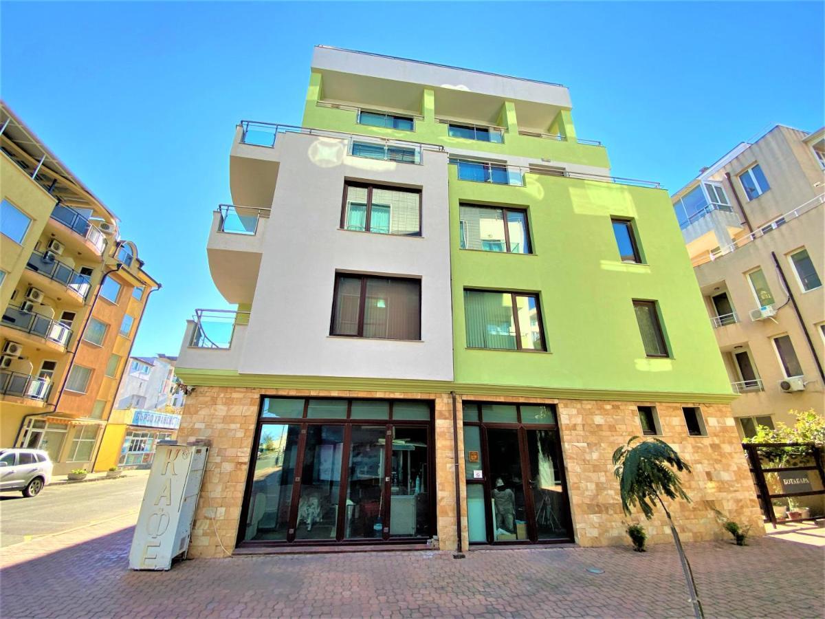 Botabara 312 Self Catering Beach Apartment Pomorie Esterno foto