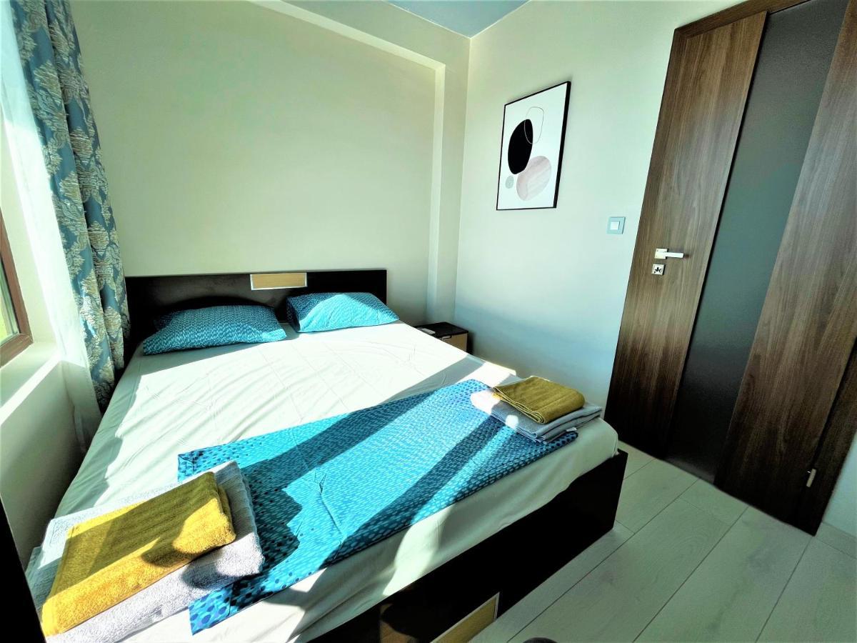 Botabara 312 Self Catering Beach Apartment Pomorie Esterno foto