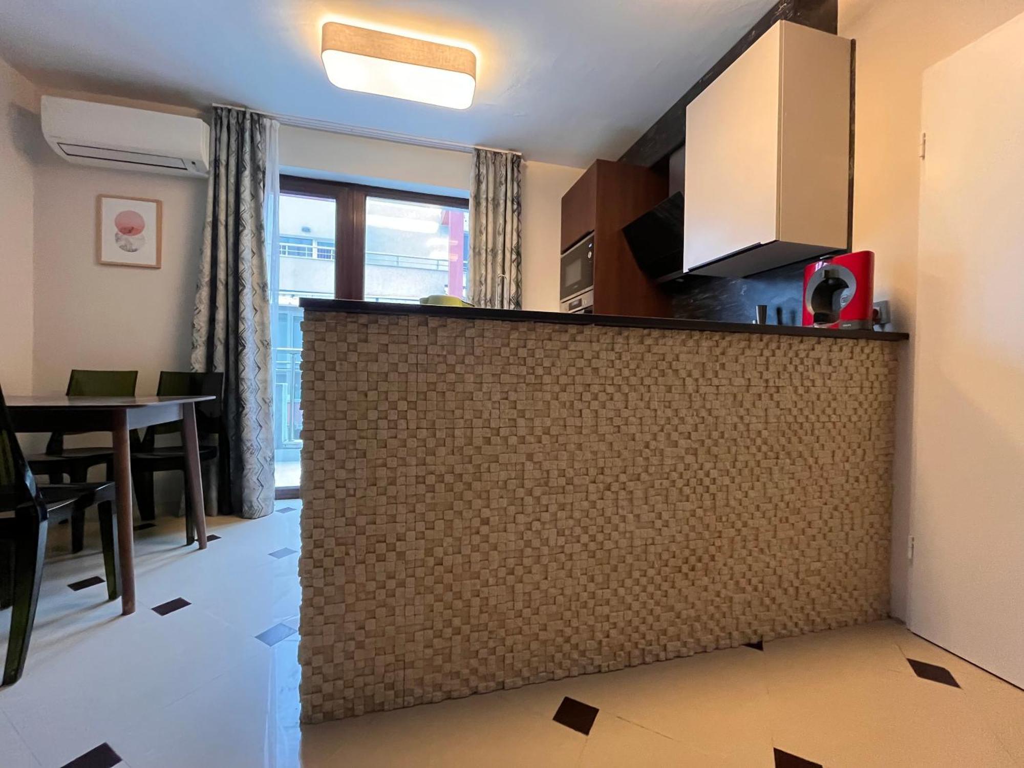 Botabara 312 Self Catering Beach Apartment Pomorie Esterno foto