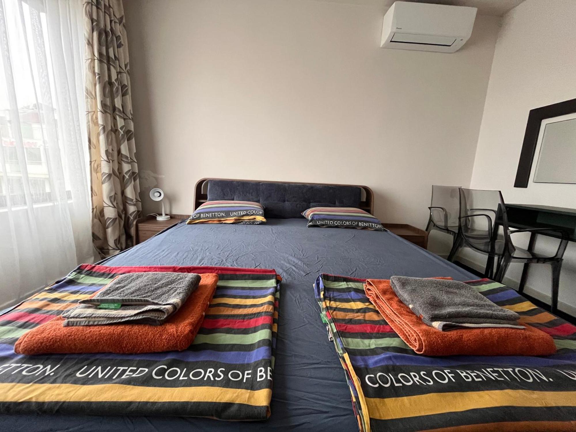 Botabara 312 Self Catering Beach Apartment Pomorie Esterno foto