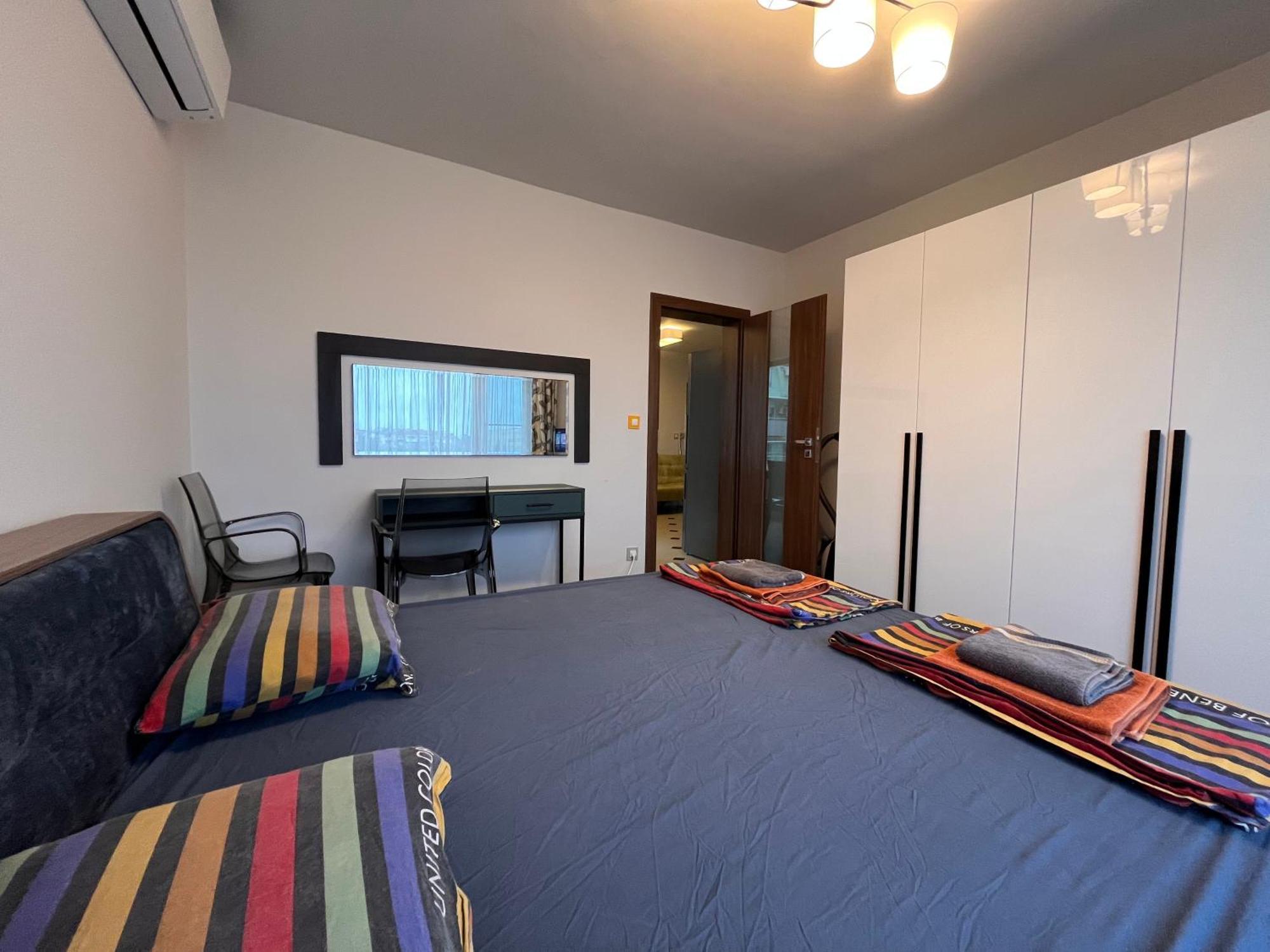 Botabara 312 Self Catering Beach Apartment Pomorie Esterno foto